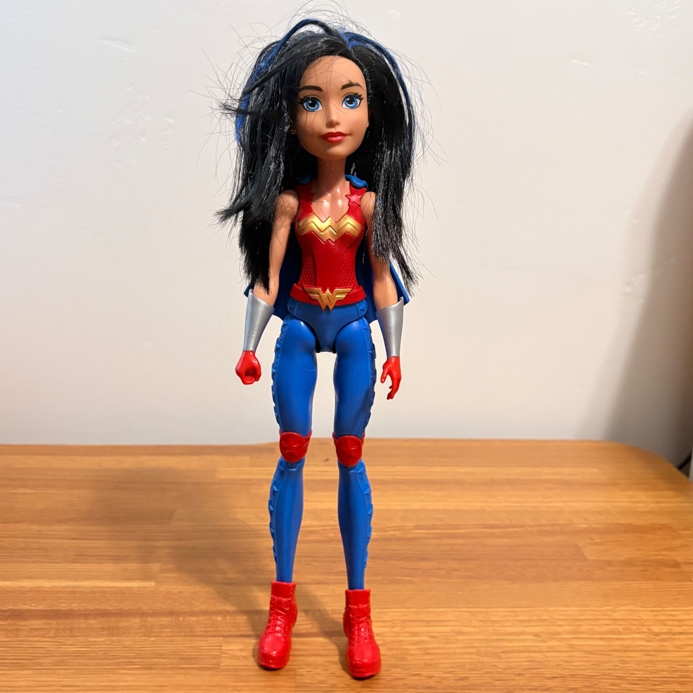Wonder Woman DC Super Hero Girls Mattel Action Doll DMN24 12 Inch Blue Red